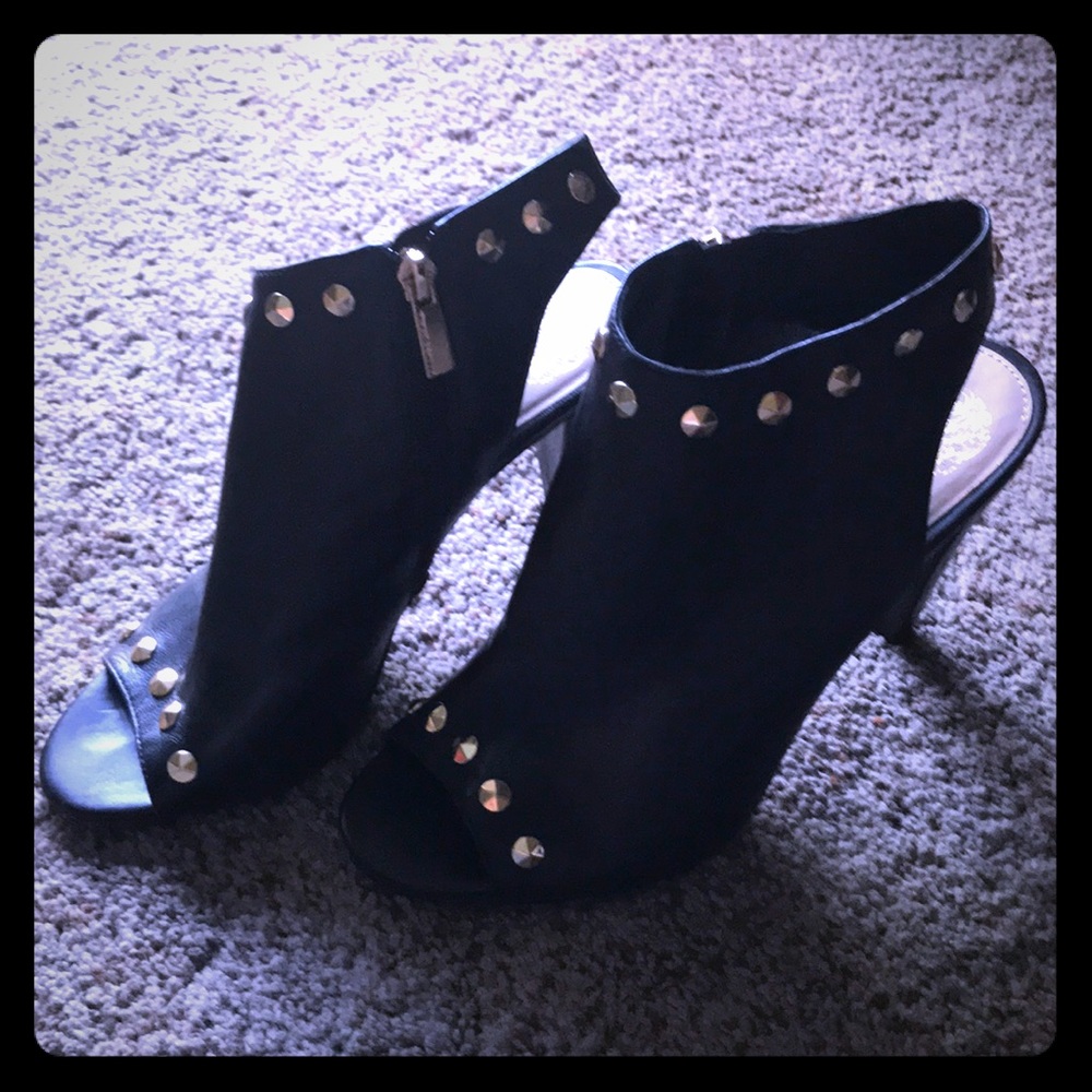 Vince Camuto Booties